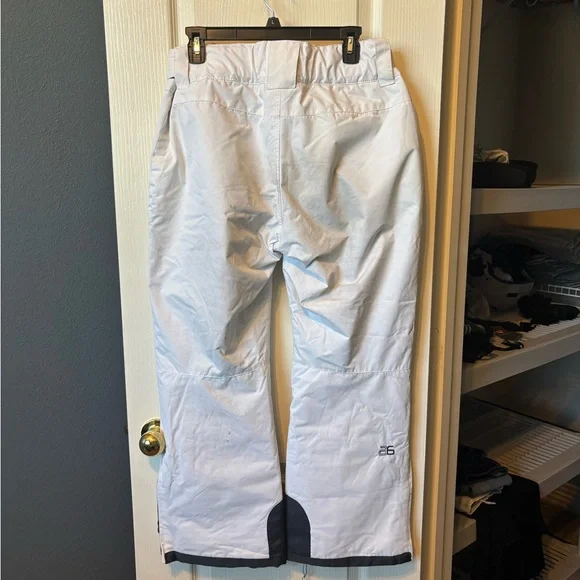 Arctix women’s White Snow Pants - Picture 2 of 5